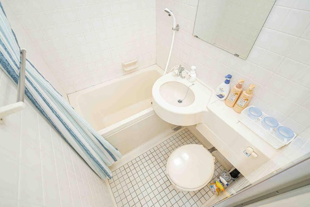 A Boutique One-bedroom In Takadanobaba, Shinjuku Ward, Tokyo. A 6-minute Walk To The Yamanote Line