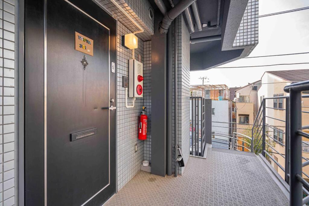A Boutique One-bedroom In Takadanobaba, Shinjuku Ward, Tokyo. A 6-minute Walk To The Yamanote Line 公寓